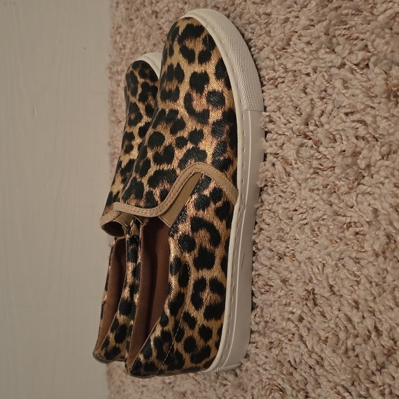 Pierre Dumas Comfort FoamLeopard Print Slip-On Sneakers Size 8 (0728) - Picture 2 of 9